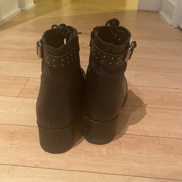 Nice studded boots - Picture 5 of 5